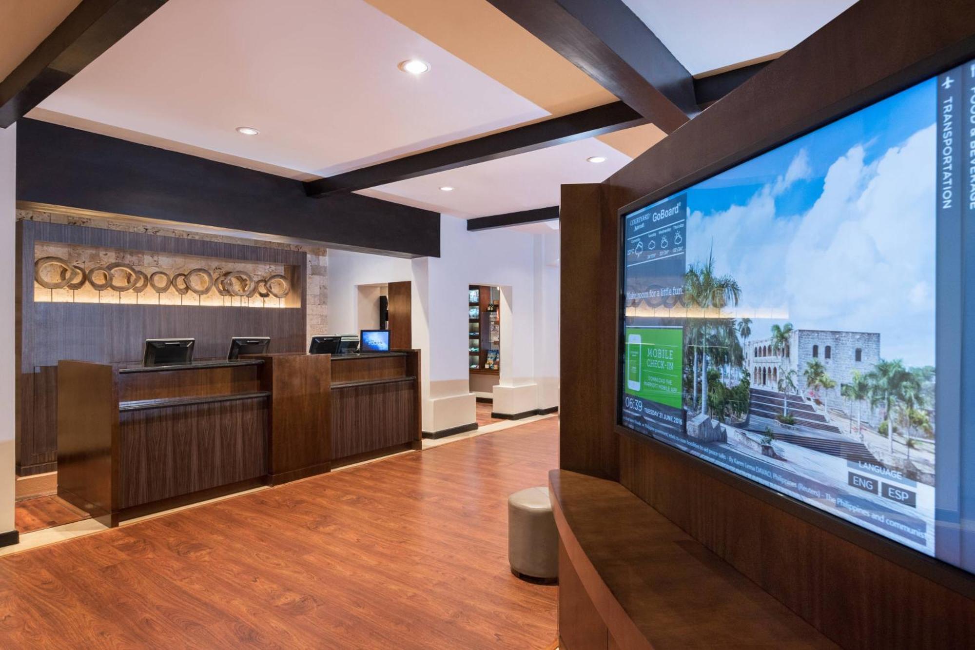 Hotel Courtyard By Marriott Santo Domingo Exterior foto