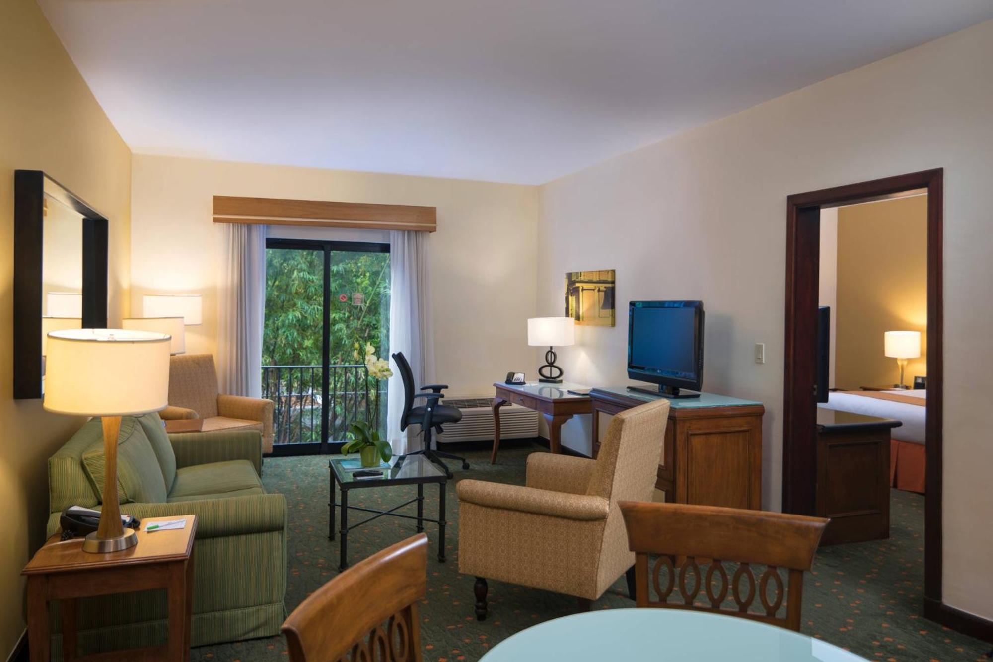 Hotel Courtyard By Marriott Santo Domingo Exterior foto